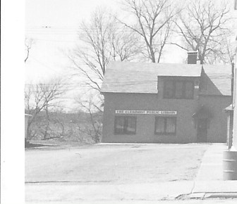 This is a picture of the Clermont Public Library circa 1970s